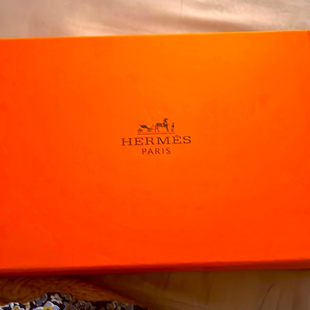 Cross body small bag good quality